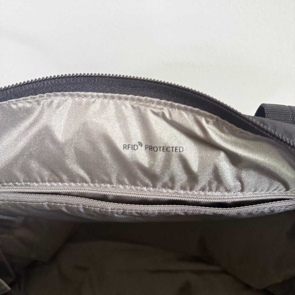 Hedgren Shoulder Bag - black - Picture 5 of 6